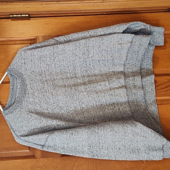 FIGS Women's Heather Gray Off-Shift™ Relaxed Crew Neck Sweatshirt- Size Medium - Picture 1 of 6